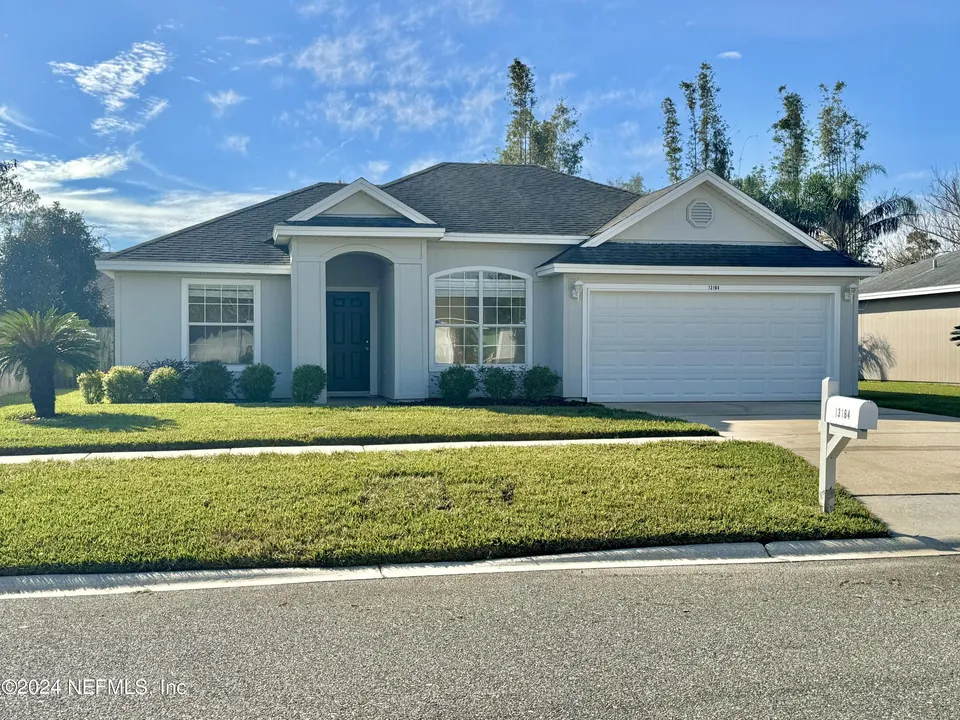 13164 Staffordshire Dr S 13164 Staffordshire Dr S