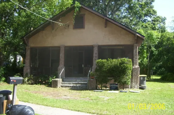 717 Virginia St