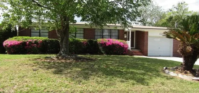 7406 Wonder Ln