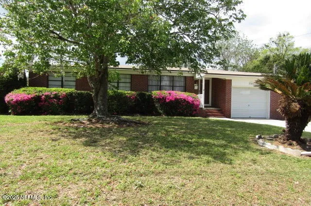 7406 Wonder Ln