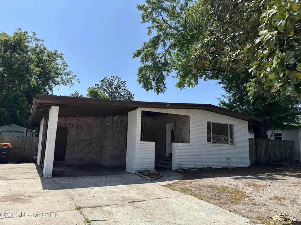 7020 Perke Dr 7020 Perke Dr