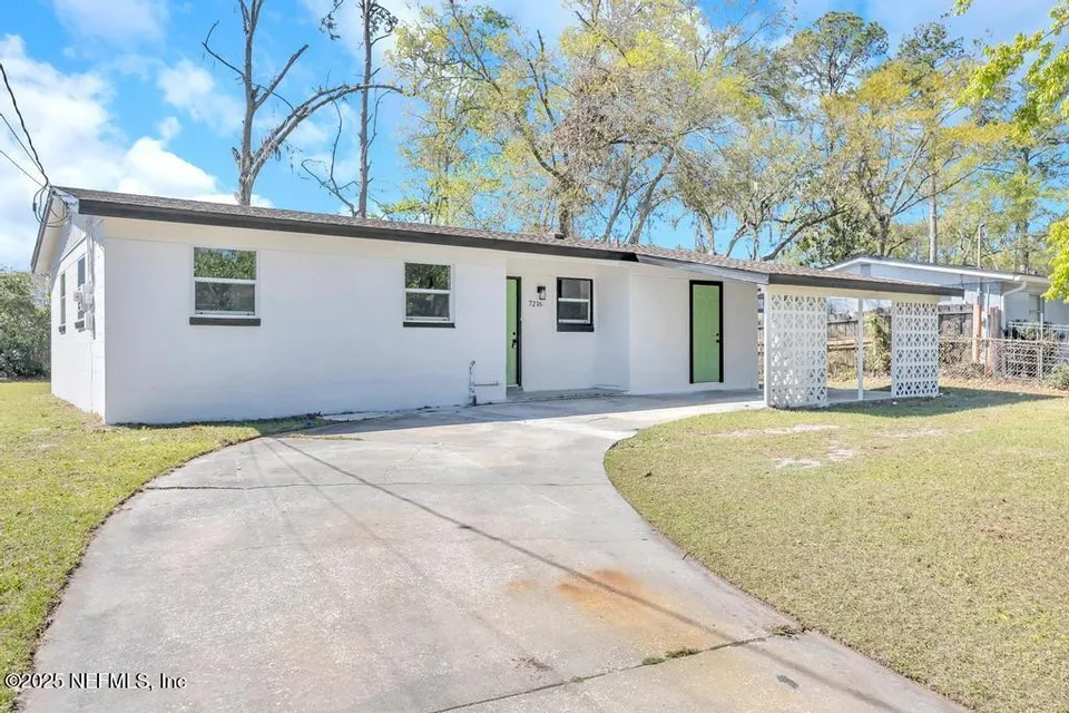 7216 Eudine Dr S 7216 Eudine Dr S