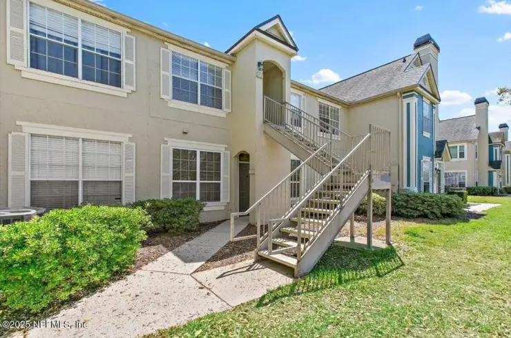 13703 Richmond Dr N Unit 1904