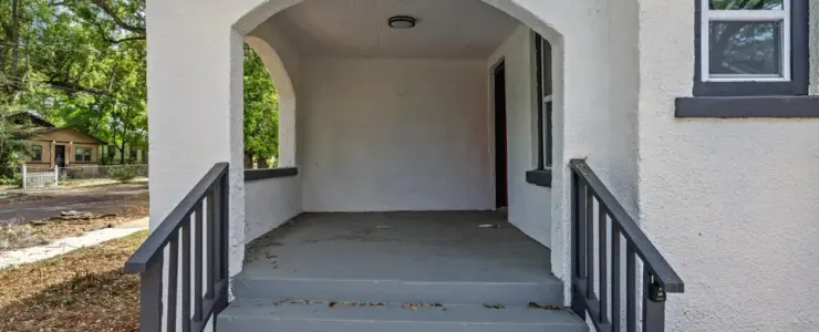 678 Linwood Ave
