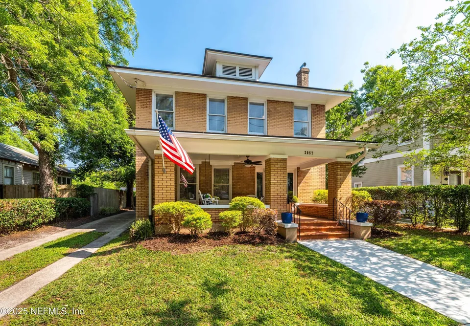 2057 Ernest St 2057 Ernest St