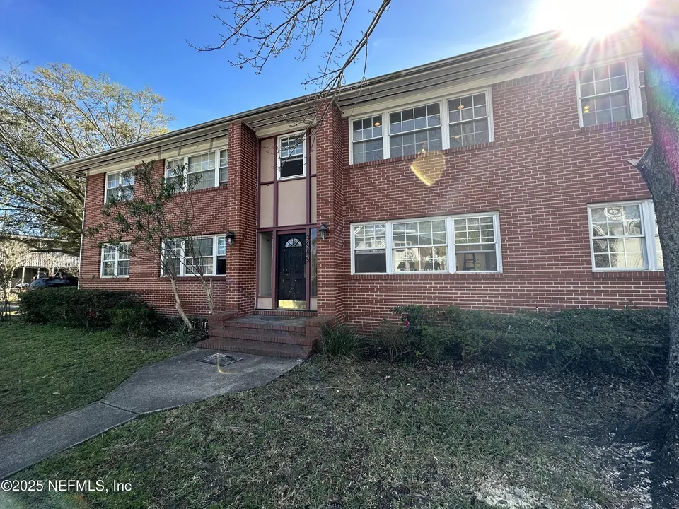 3040 Walton St Apt 3 3040 Walton St Apt 3
