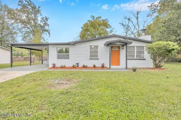 6848 LA Paz Ct