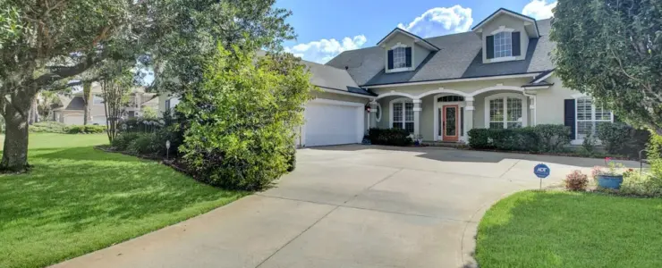 2028 Castle Point Ct