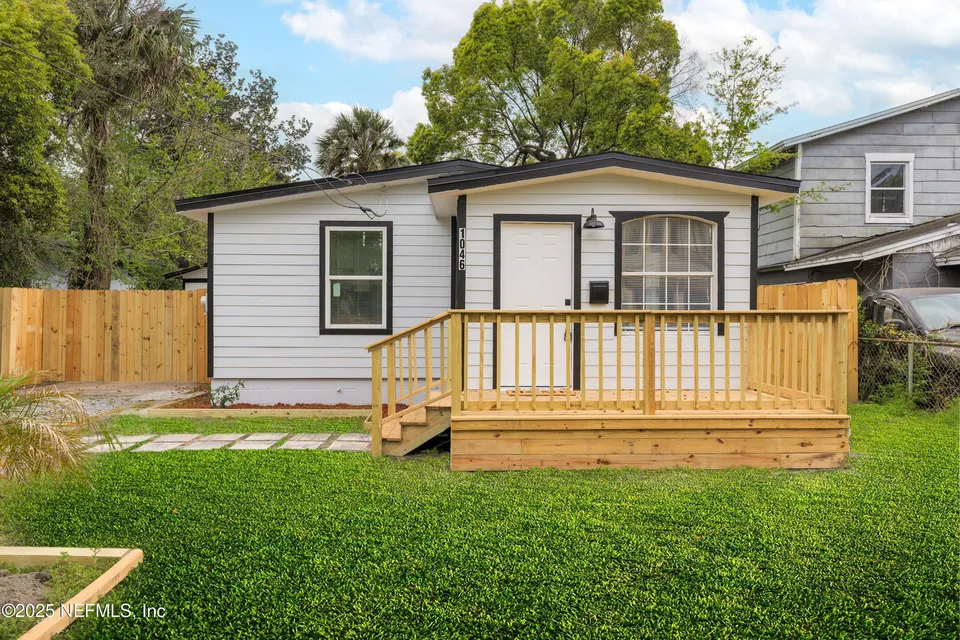 1046 Dyal St 1046 Dyal St
