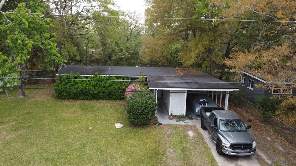7037 Cherbourg Ave N 7037 Cherbourg Ave N