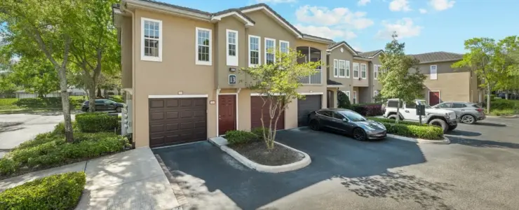 10075 Gate Pkwy N Apt 1301