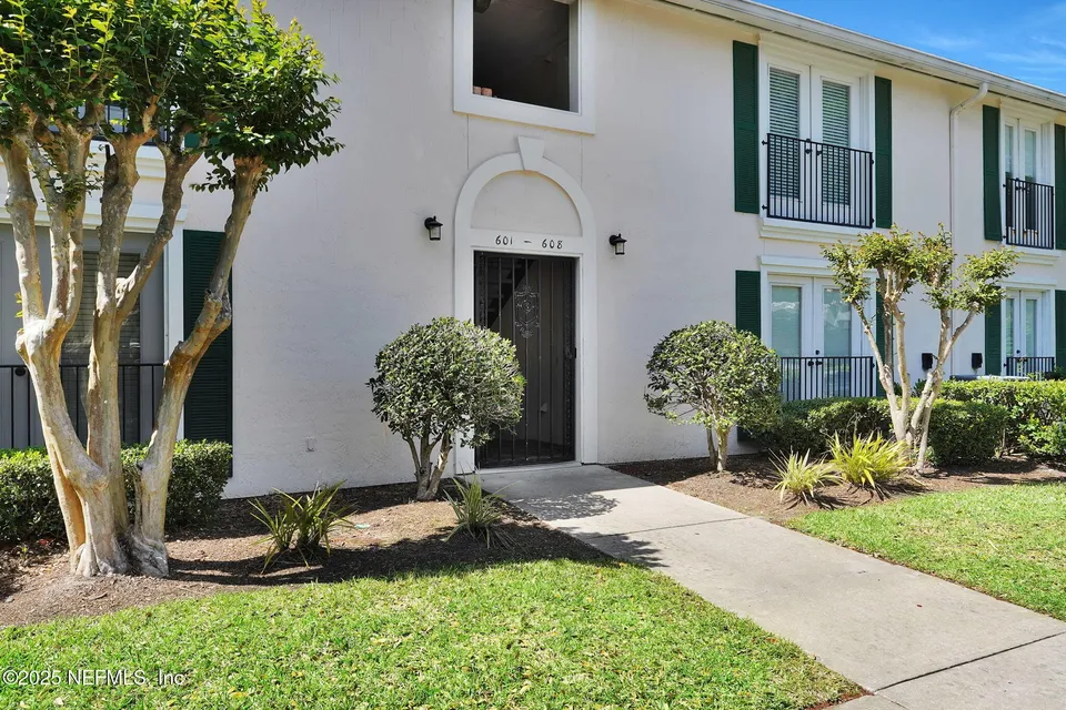 13715 Richmond Dr Unit 601 13715 Richmond Dr Unit 601