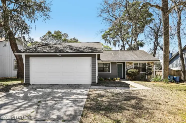 1468 Classic Oak Ct