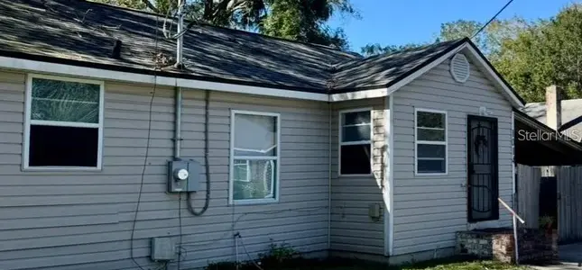 1014 Saint Clair Ter