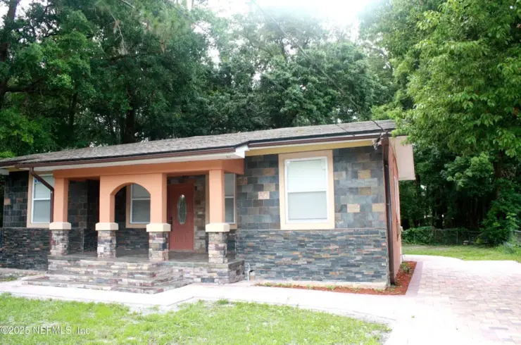 5305 Bedford Rd