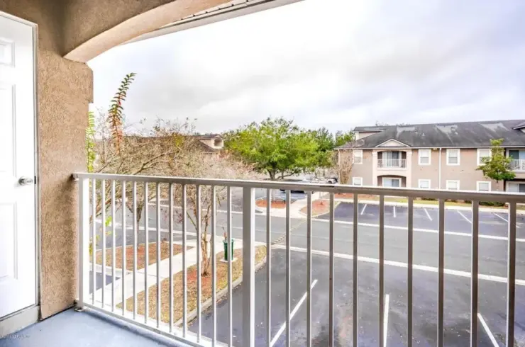 5101 Playpen Dr Unit 9