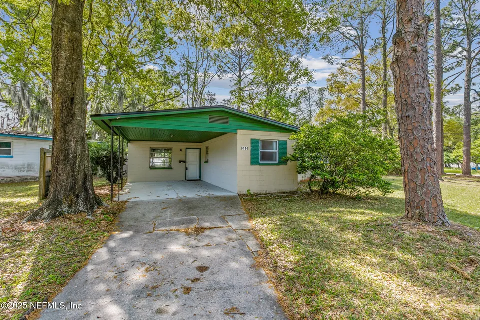 6114 Carranza Dr 6114 Carranza Dr