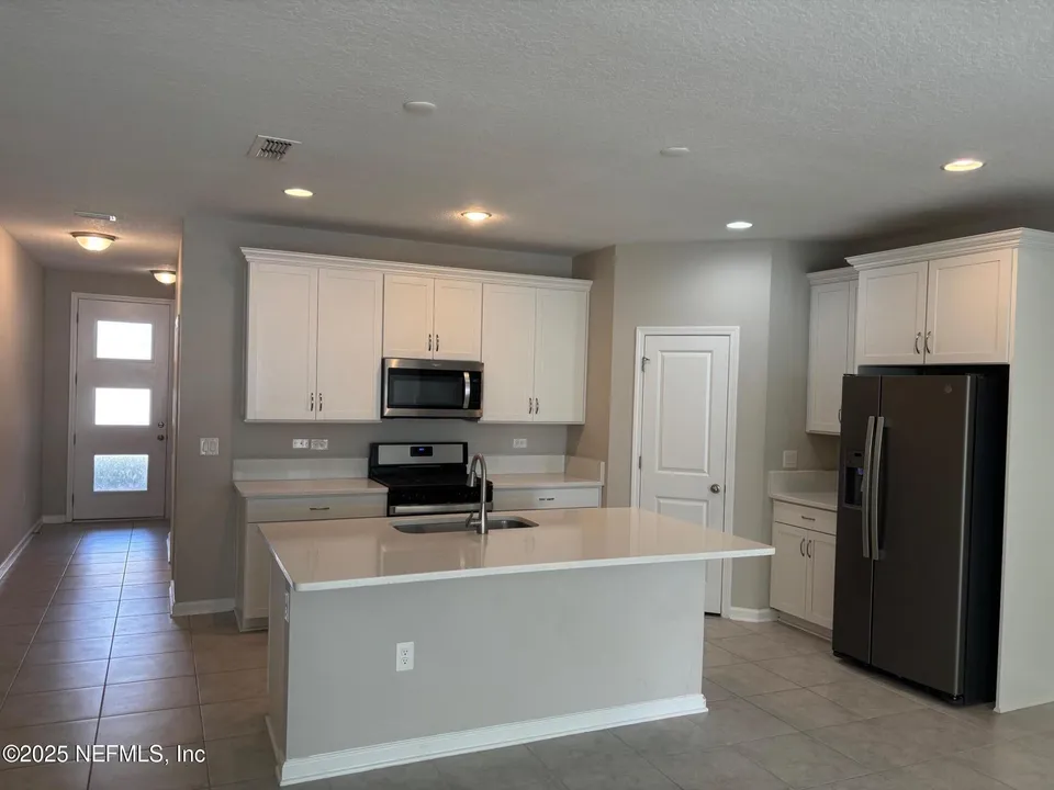 11178 Minnetta Ct 11178 Minnetta Ct