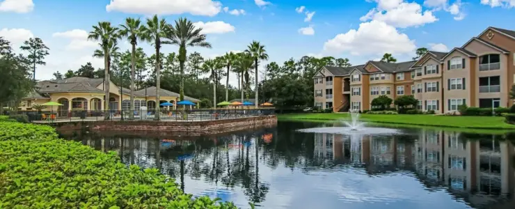 13810 Sutton Dr N Unit 211
