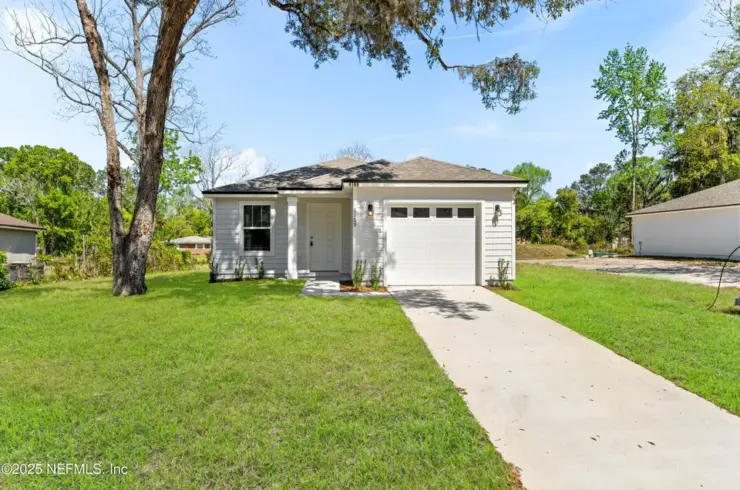 6169 Bagley Rd