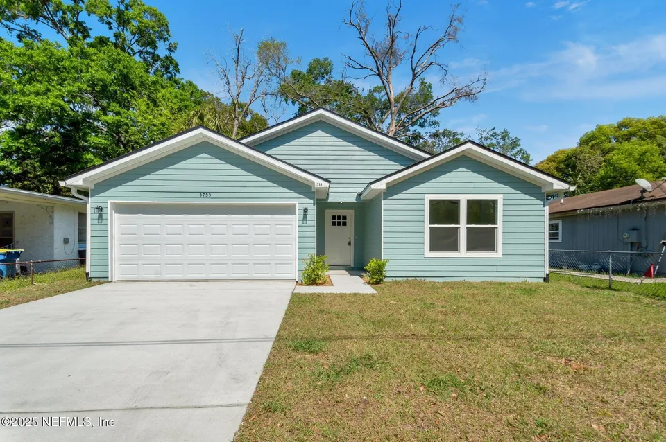 5755 Teeler Ave 5755 Teeler Ave