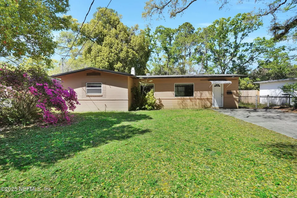 4015 Shasta Dr 4015 Shasta Dr