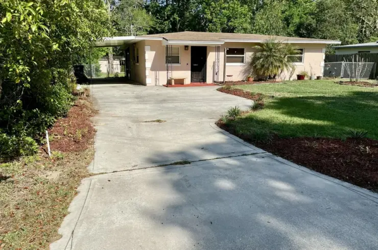4139 Ruby Dr E