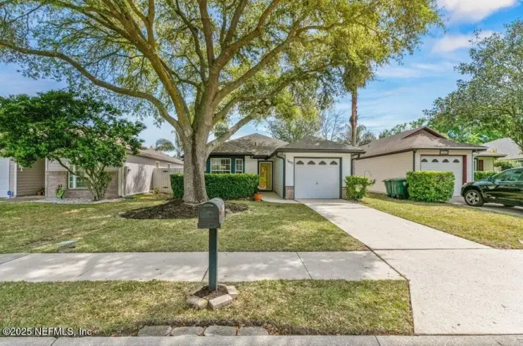 1637 Wildwood Creek Ln