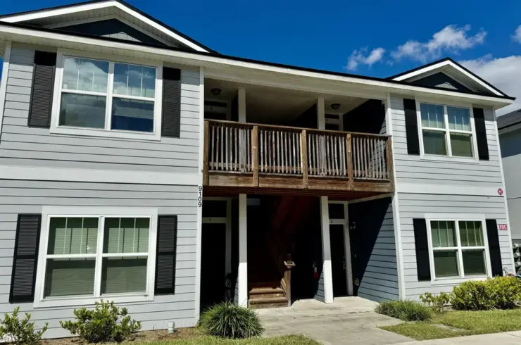 9109 Western Way Unit 2