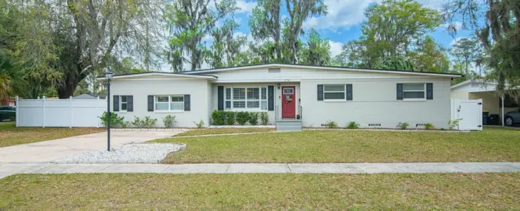 2751 Emily Ln