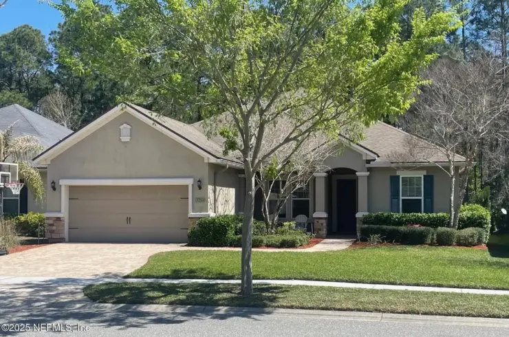 3715 Crossview Dr