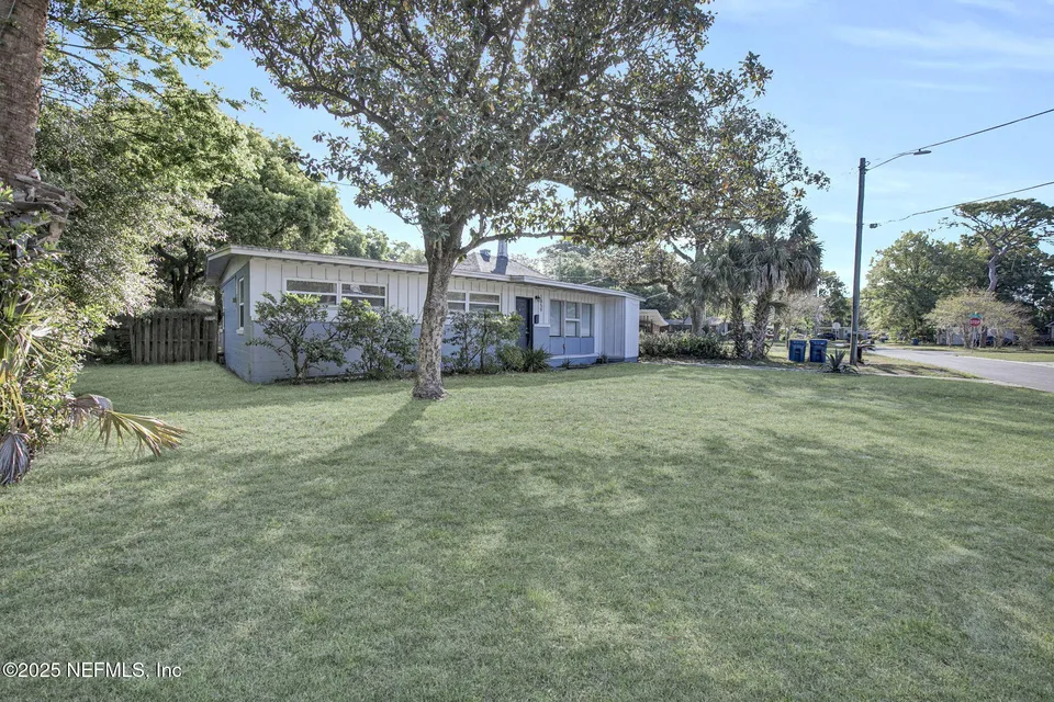 1859 Layton Rd 1859 Layton Rd
