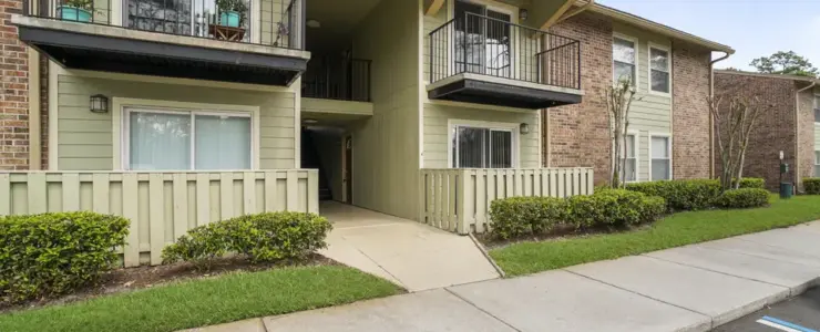 3737 Loretto Rd Apt 802