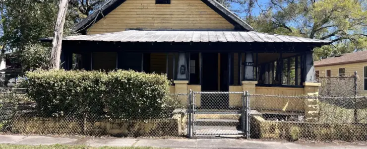 347 Woodlawn Ave