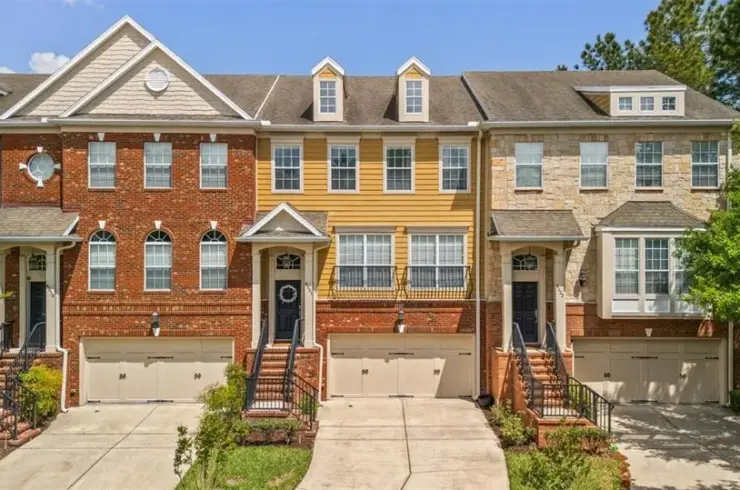 4221 Studio Park Ave