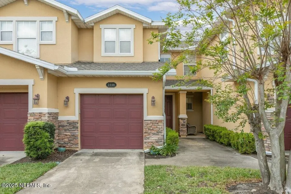 2338 Red Moon Dr 2338 Red Moon Dr