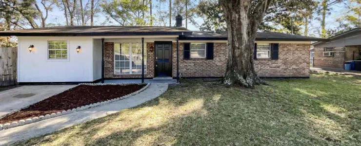 4107 Sharbeth Dr E