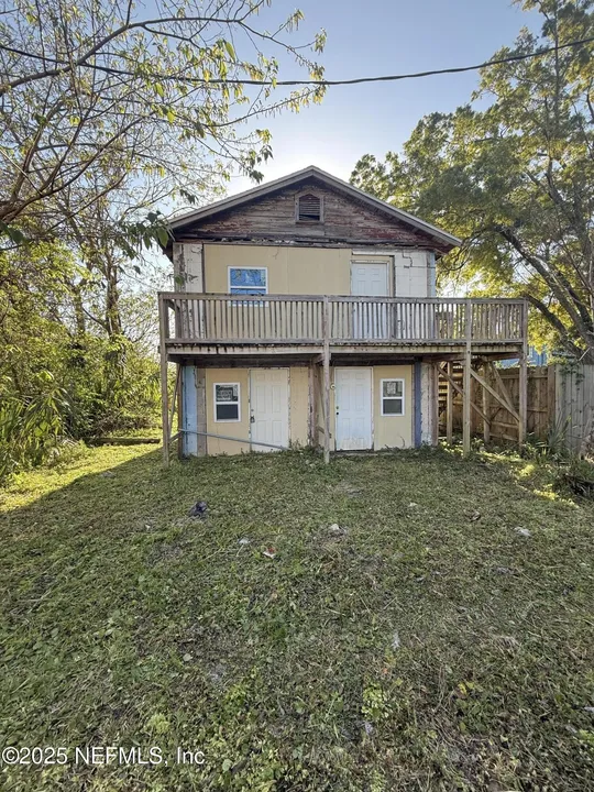 1338 Ionia St 1338 Ionia St