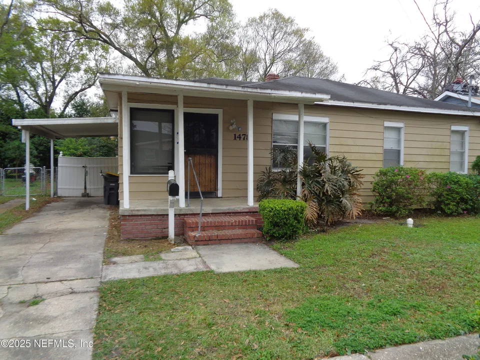 1478 W 10th St 1478 W 10th St