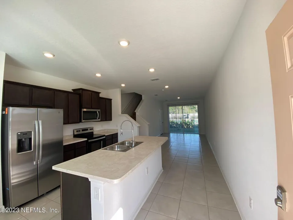 8319 Zenith Cir 8319 Zenith Cir