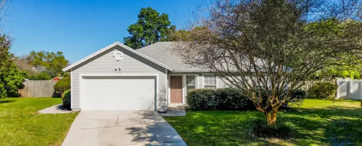 12236 Footpath Ln