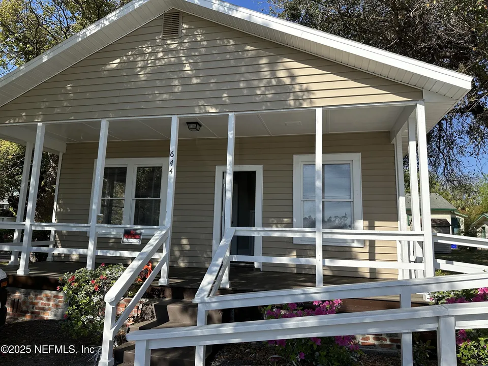 644 Willow Branch Ave 644 Willow Branch Ave