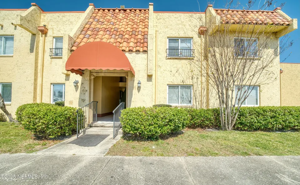 3873 Bell Tower Dr Unit 5 3873 Bell Tower Dr Unit 5