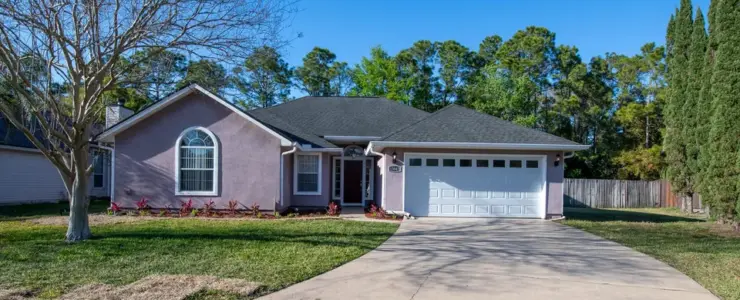 13043 Fringetree Dr E