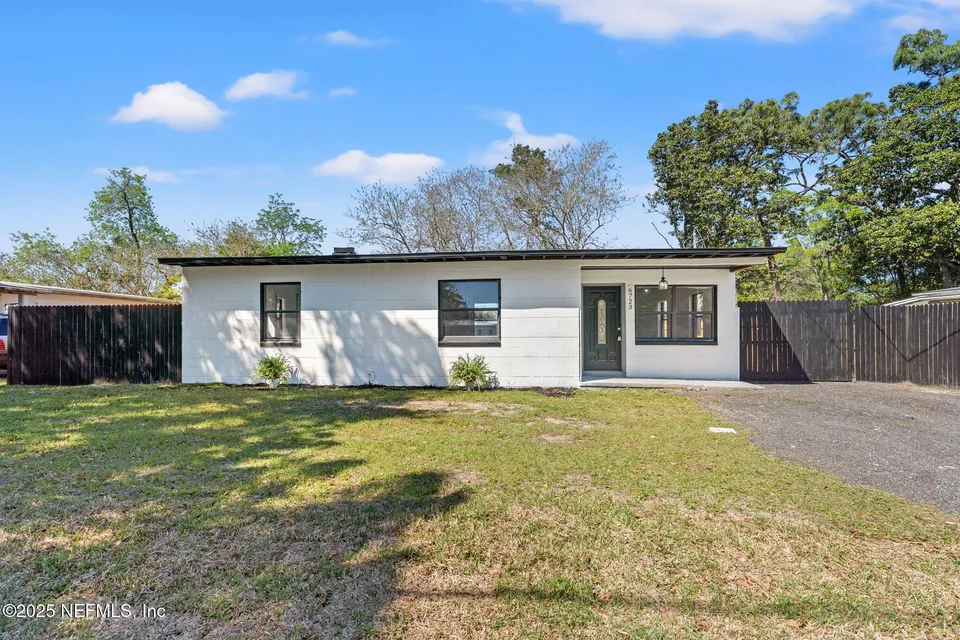 6723 Banbury Rd 6723 Banbury Rd