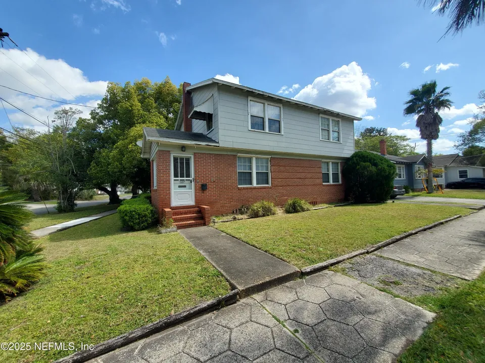 1127 Cherry St 1127 Cherry St