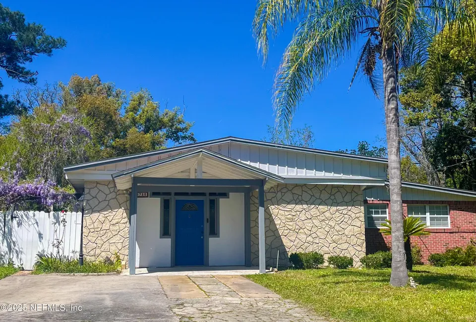 6723 Cherbourg Ave S 6723 Cherbourg Ave S