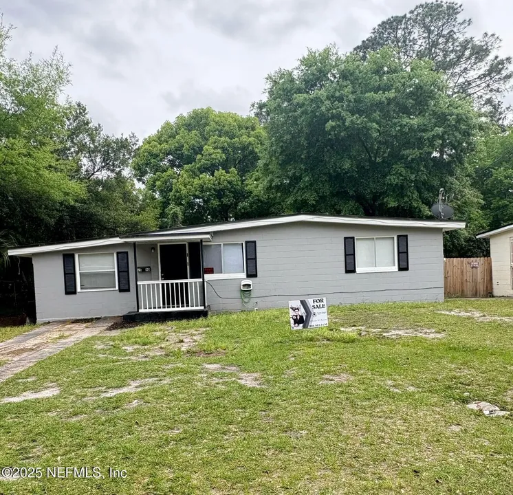 2540 Spirea St 2540 Spirea St