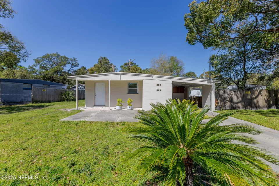 1914 Brookview Dr S 1914 Brookview Dr S