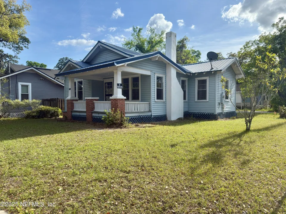 6624 Avalon St 6624 Avalon St